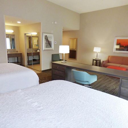 Hampton Inn & Suites Pensacola/I-10 Pine Forest Road Ferry Pass Экстерьер фото